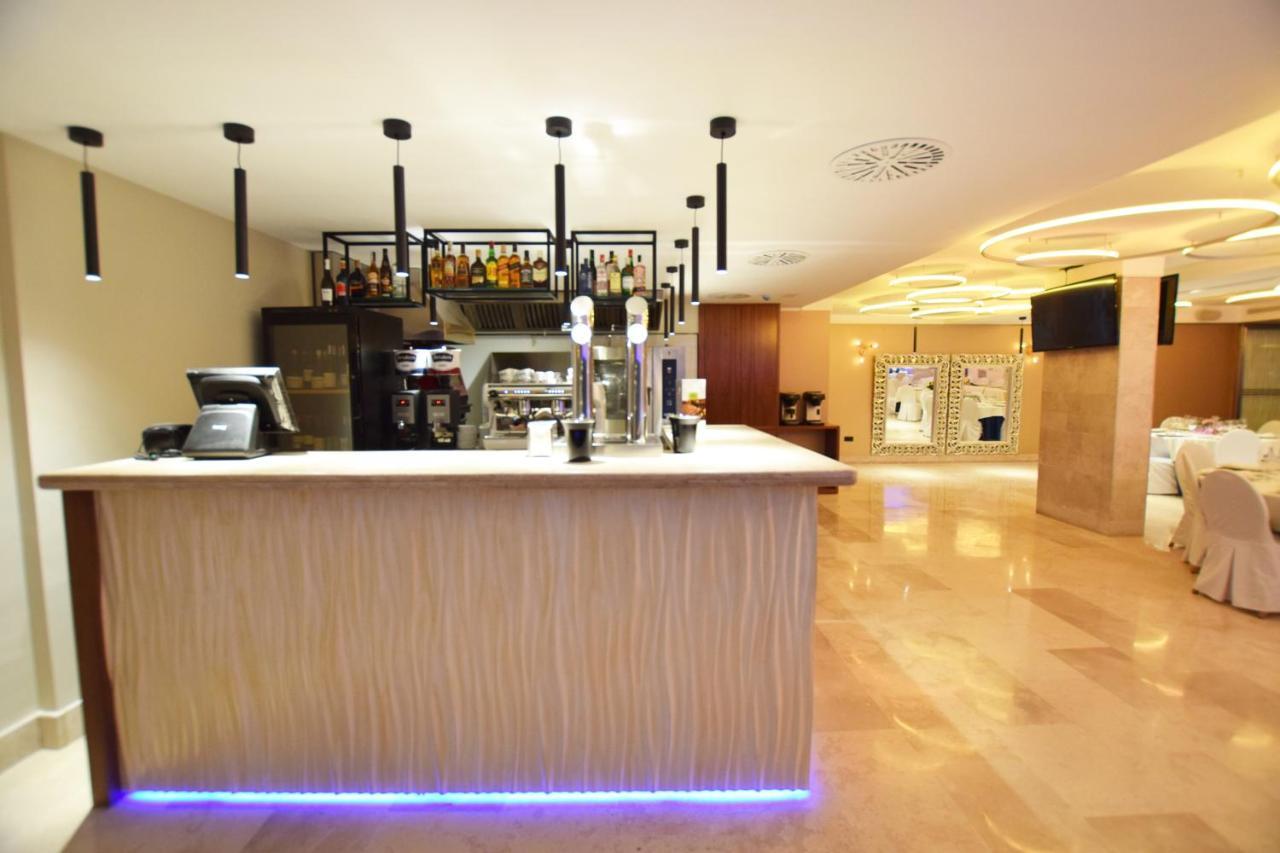 Hotel Centro Los Braseros Бургос Екстер'єр фото