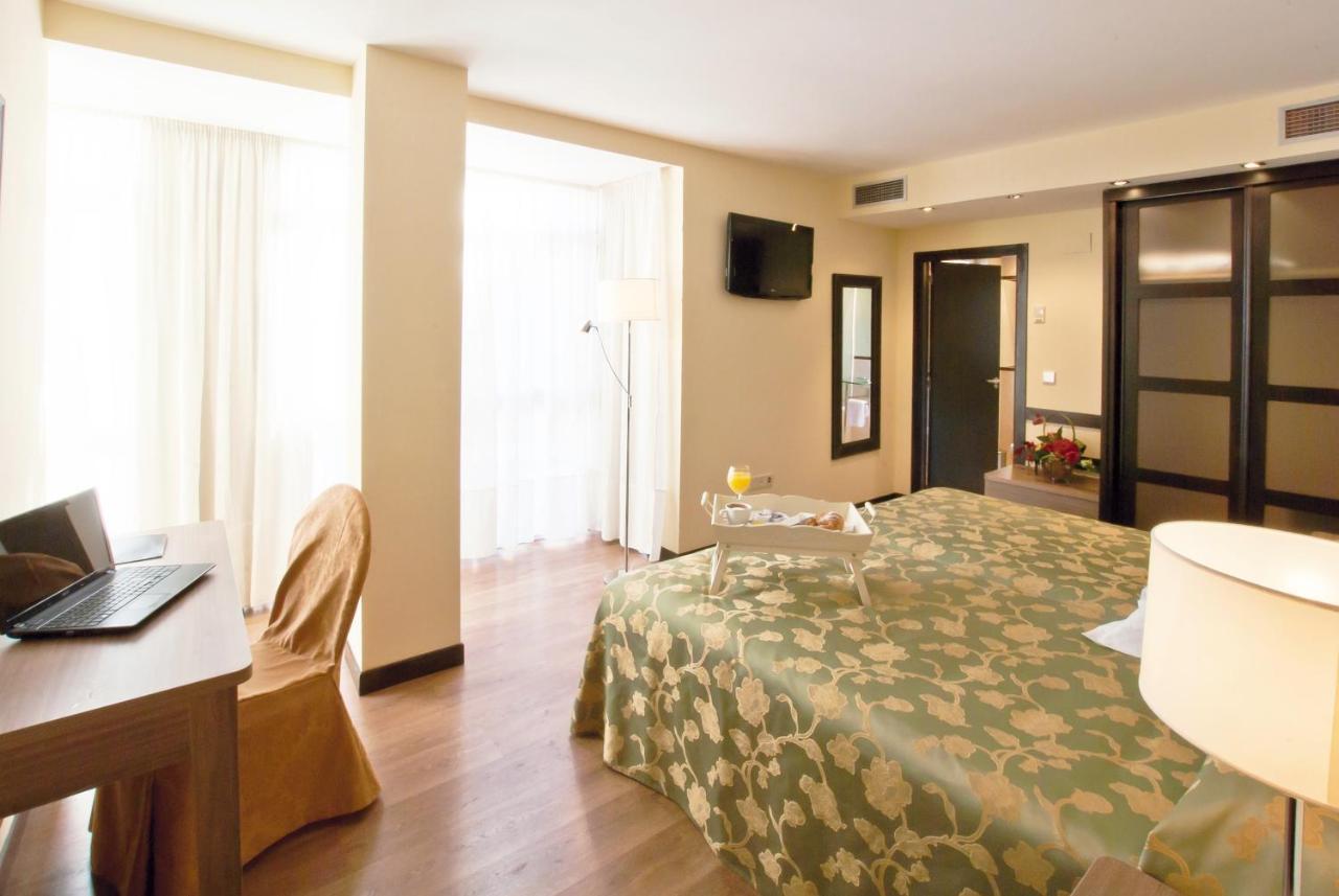 Hotel Centro Los Braseros Бургос Екстер'єр фото