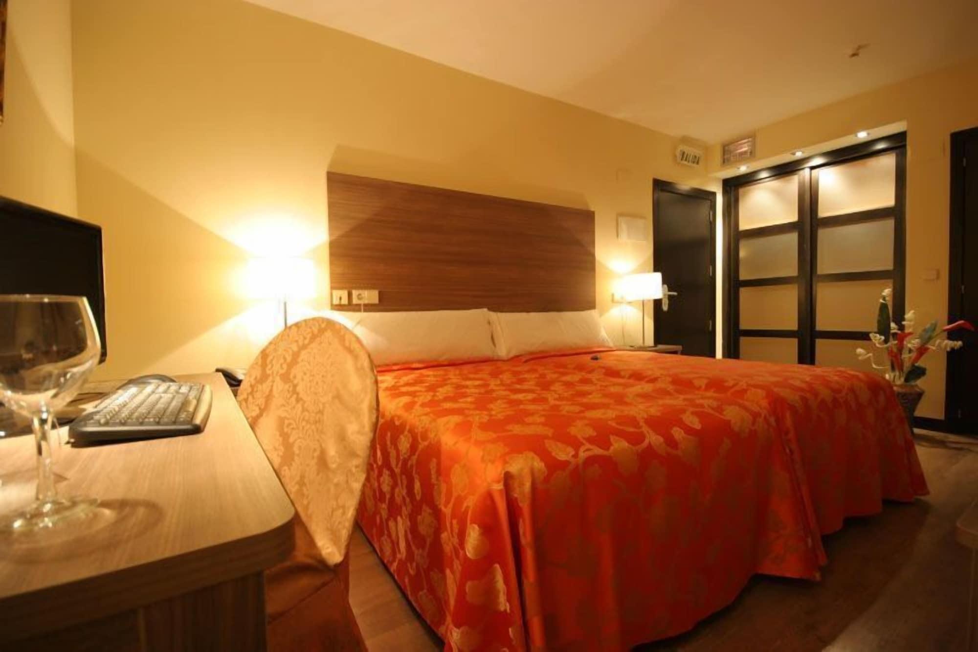Hotel Centro Los Braseros Бургос Екстер'єр фото
