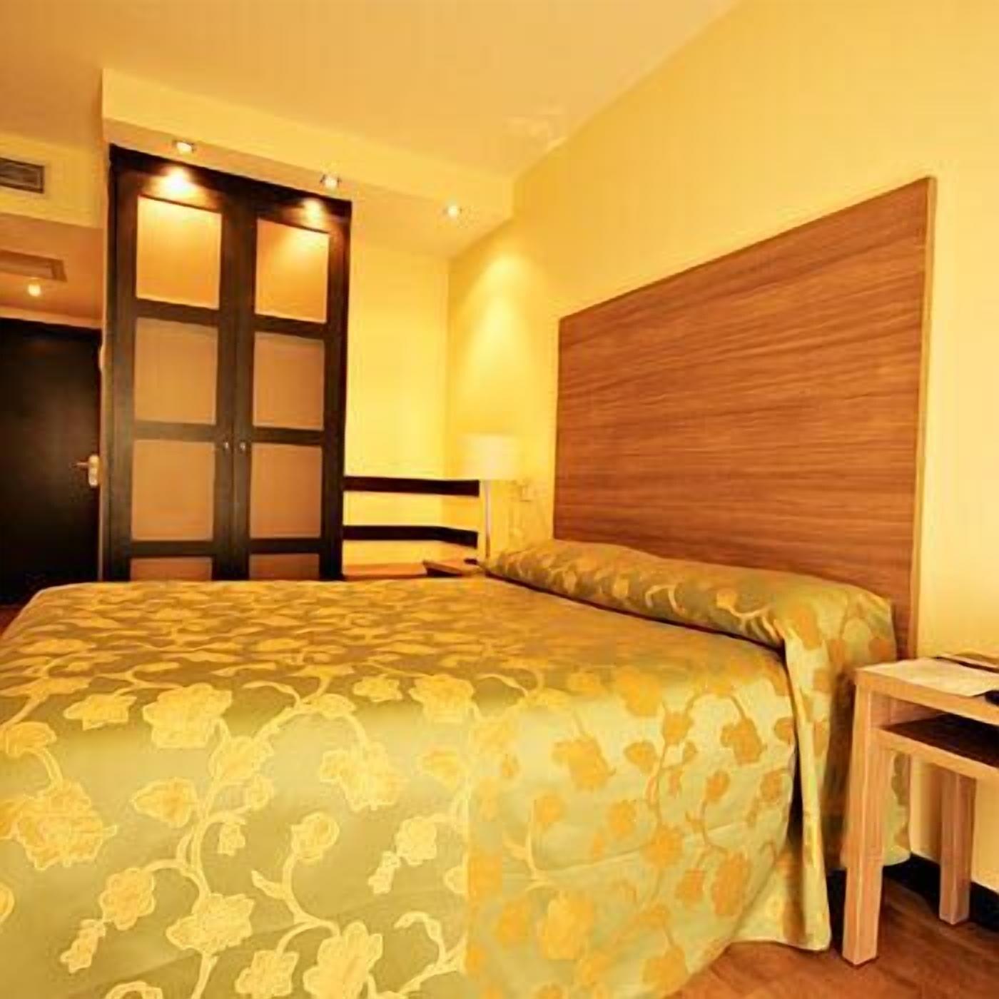 Hotel Centro Los Braseros Бургос Екстер'єр фото