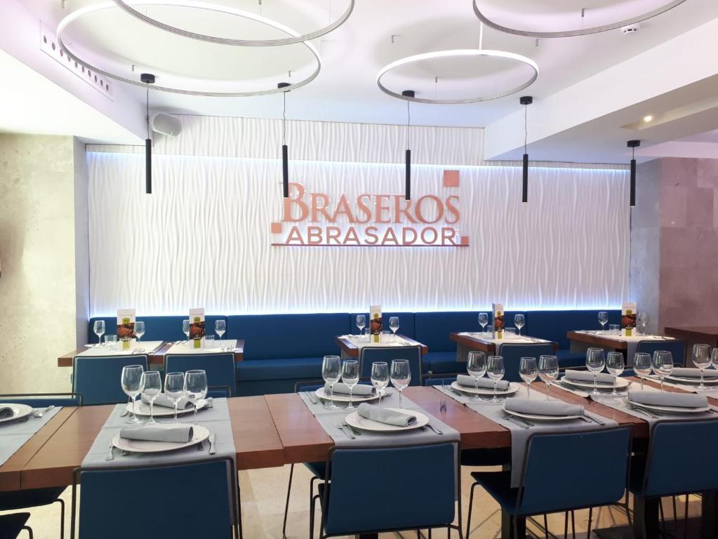 Hotel Centro Los Braseros Бургос Екстер'єр фото