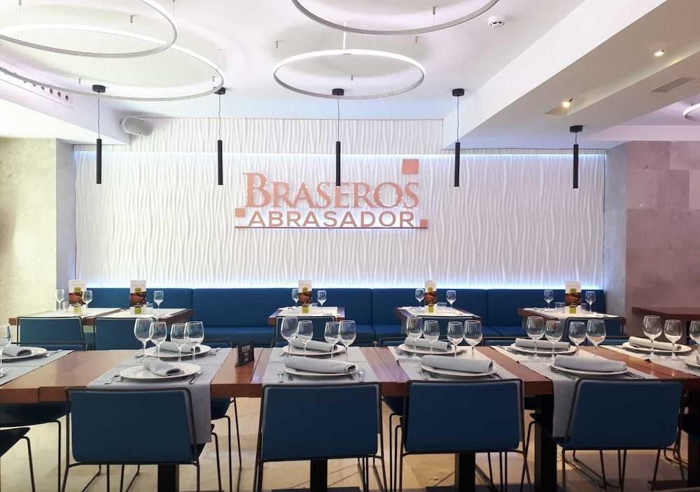 Hotel Centro Los Braseros Бургос Екстер'єр фото