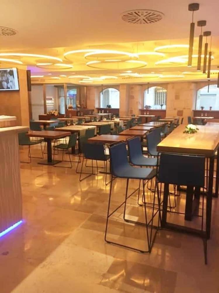 Hotel Centro Los Braseros Бургос Екстер'єр фото